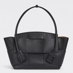 Bottega Veneta Arco Medium Bag In Black Grained Leather TDBS2024