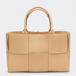 Bottega Veneta Arco Medium Tote In Beige Intrecciato Lambskin TDBS2374