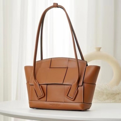 Bottega Veneta Arco Small Bag In Caramel Intrecciato Calfskin TDBS2028