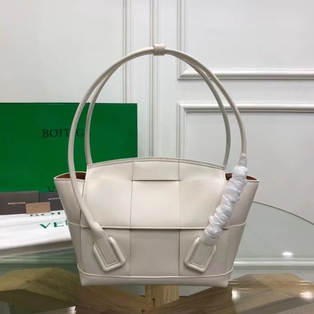 Bottega Veneta Arco Small Bag In White Intrecciato Calfskin TDBS2031