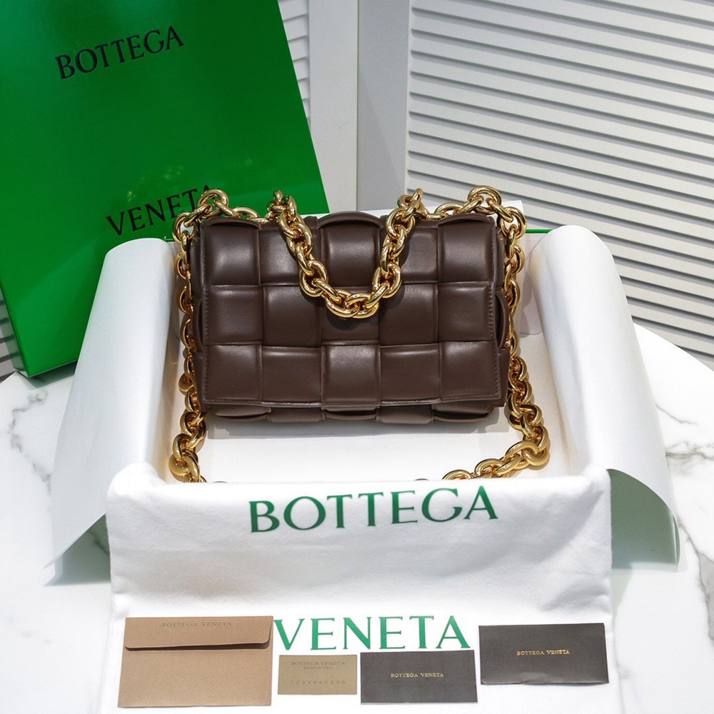 Bottega Veneta Chain Cassette Bag In Fondant Lambskin TDBS2167