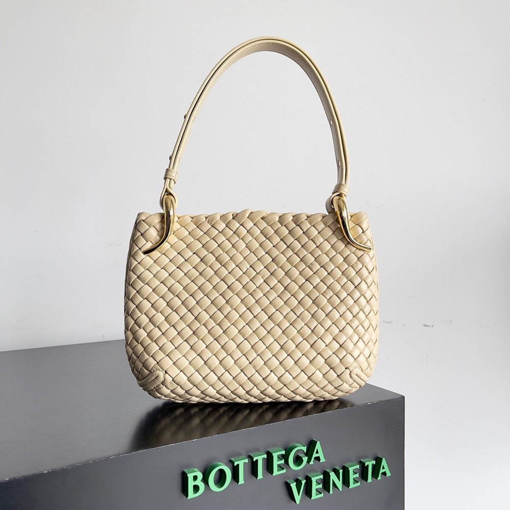 Bottega Veneta Clicker Small Bag in Porridge Intrecciato Lambskin TDBS2160