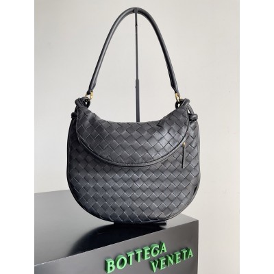 Bottega Veneta Gemelli Medium Bag in Black Intrecciato Lambskin TDBS2196