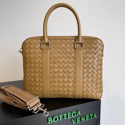 Bottega Veneta Large Briefcase In Brown Intrecciato Calfskin TDBS2076