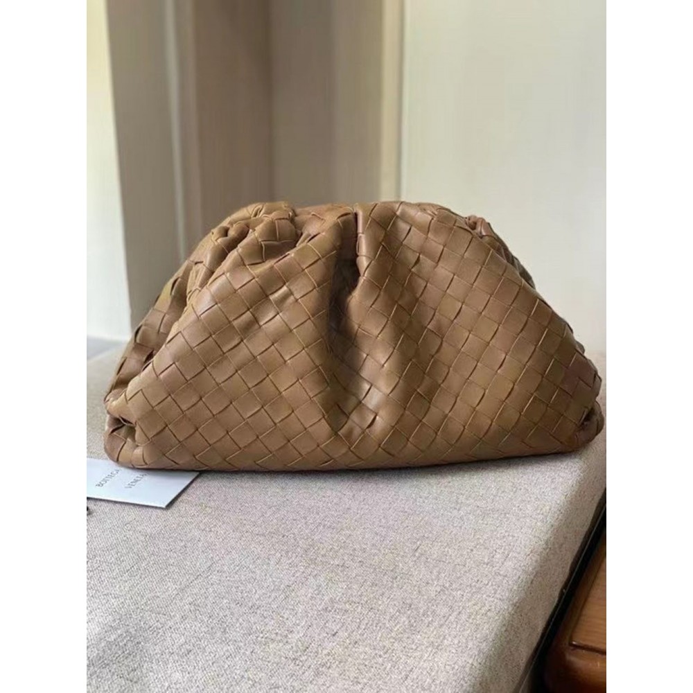 Bottega Veneta Large Pouch Clutch In Caramel Intrecciato Lambskin TDBS2311