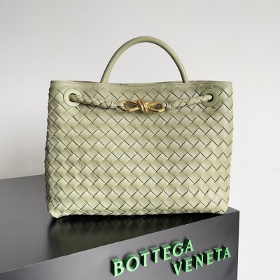 Bottega Veneta Medium Andiamo Bag In Travertine Intrecciato Lambskin TDBS2013