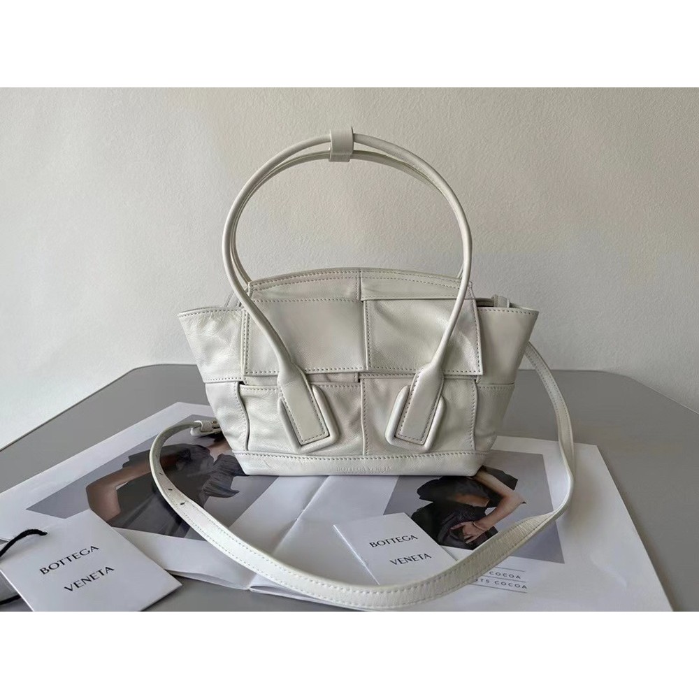 Bottega Veneta Mini Arco Bag In White Intrecciato Leather TDBS2038