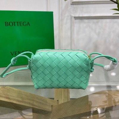 Bottega Veneta Mini Loop Bag In Fountain Intrecciato Lambskin TDBS2273