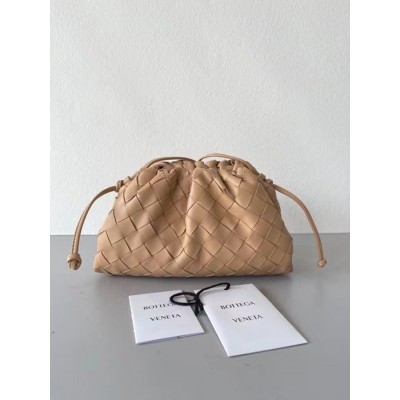 Bottega Veneta Mini Pouch In Beige Intrecciato Lambskin TDBS2317