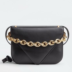 Bottega Veneta Mount Medium Envelope Bag In Black Calfskin TDBS2281