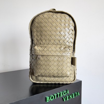 Bottega Veneta Small Backpack In Taupe Intrecciato Calfskin TDBS2044