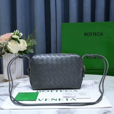 Bottega Veneta Small Loop Bag In Thunder Intrecciato Lambskin TDBS2279