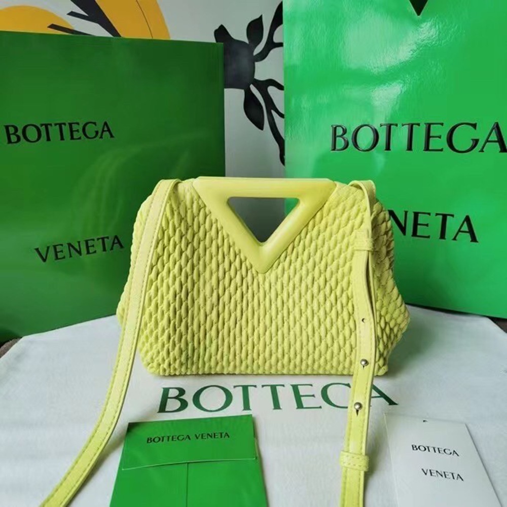 Bottega Veneta Small Point Bag In Seagrass Quilted Leather TDBS2303