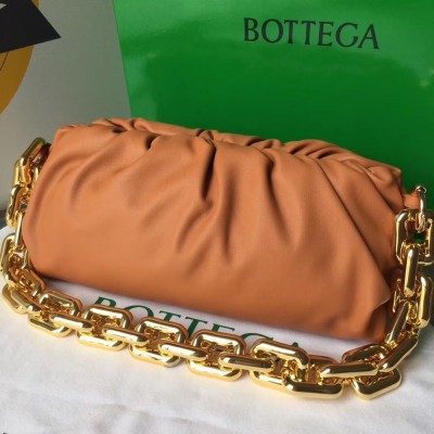 Bottega Veneta The Chain Pouch In Clay Calfskin TDBS2343