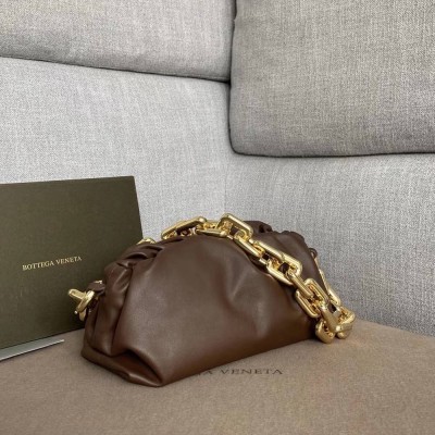 Bottega Veneta The Chain Pouch In Fondente Calfskin TDBS2344