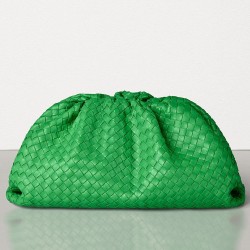 Bottega Veneta The Pouch Clutch In Green Intrecciato Leather TDBS2362