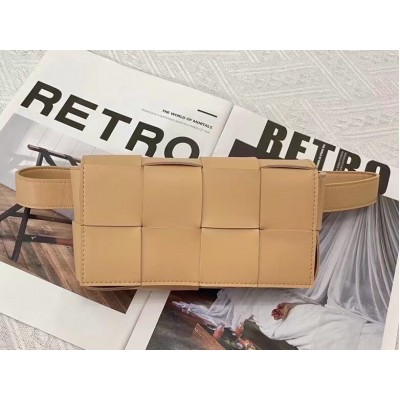 Bottega Veneta Cassette Belt Bag In Beige Lambskin