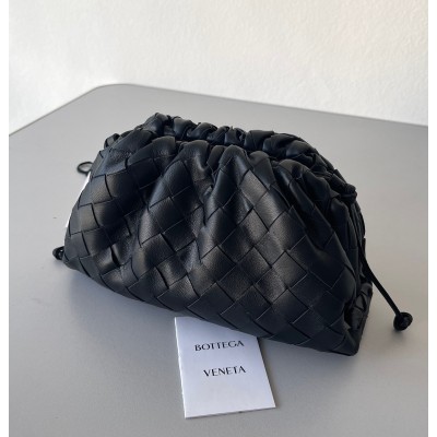 Bottega Veneta Mini Pouch In Black Intrecciato Lambskin