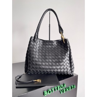 Bottega Veneta Parachute Large Bag in Black Intrecciato Lambskin