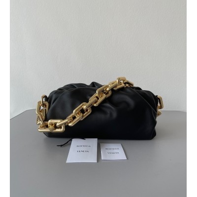 Bottega Veneta The Chain Pouch Bag In Black Calfskin