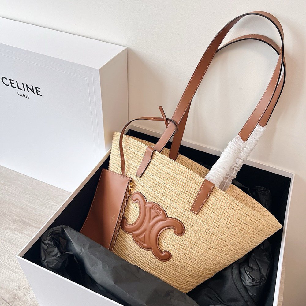 Celine Medium Classic Panier Bag in Raffia TDBS2600