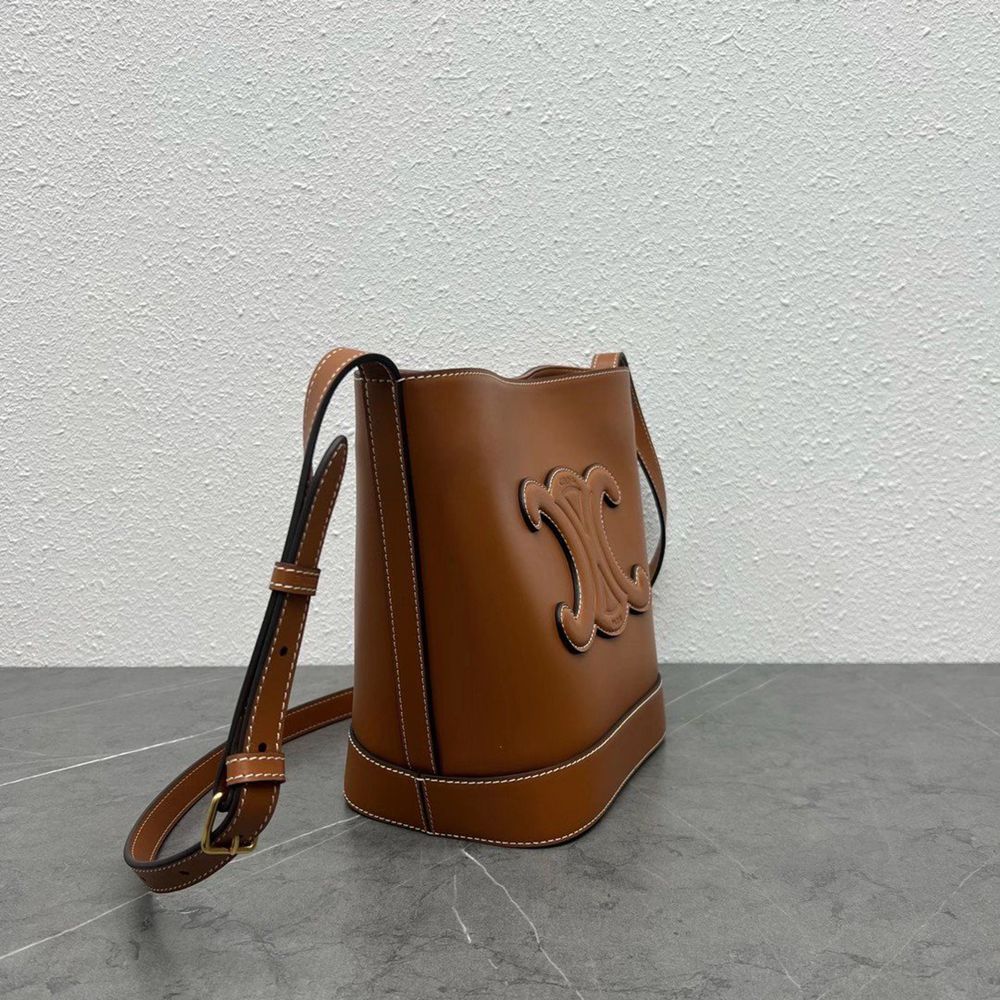 Celine Small Bucket Cuir Triomphe In Brown Calfskin TDBS2593