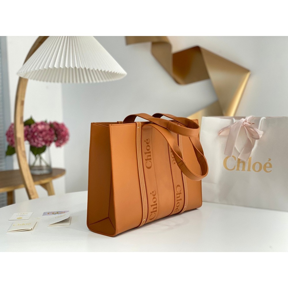 Chloe Woody Large Tote Bag In Brown Calfskin TDBS2694