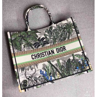 Dior Book Tote Bag In Green Toile De Jouy Tropicalia TDBS2849