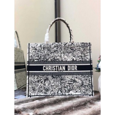 Dior Book Tote Bag In Latte Zodiac Embroidery TDBS2854