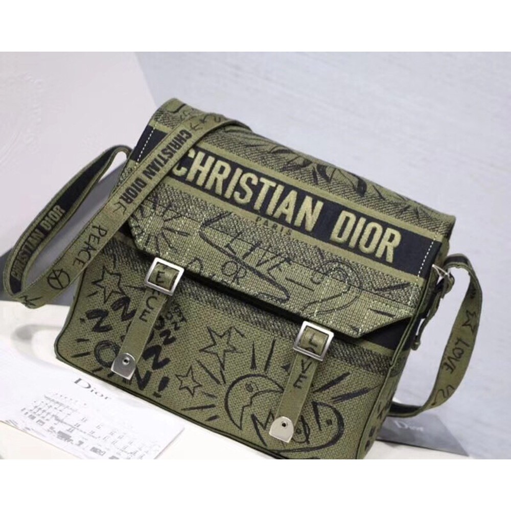 Dior Diorcamp Messenger Bag In Green Embroidered Canvas TDBS25105