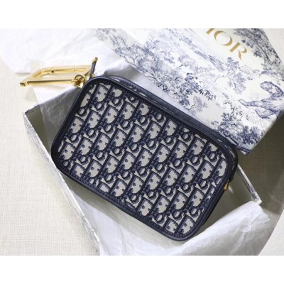 Dior Diorquake Clutch In Blue Dior Oblique Canvas TDBS25054