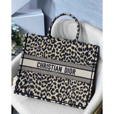 Dior Large Book Tote In Beige Multicolor Mizza Embroidery TDBS2900