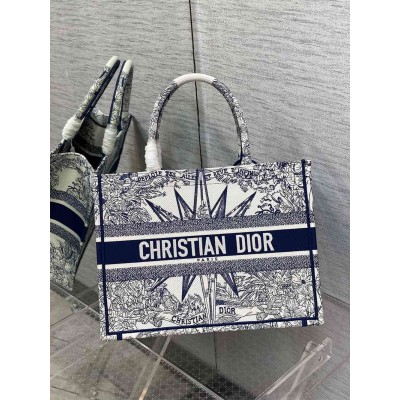 Dior Medium Dior Book Tote In White and Blue Rêve d'Infini Embroidery TDBS2957