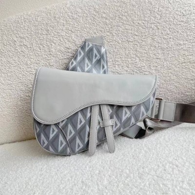 Dior Men's Saddle Bag In Gray CD Diamond Canvas TDBS25409