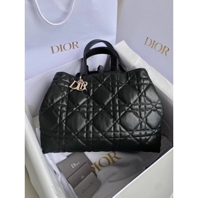 Dior Toujours Large Bag in Black Macrocannage Calfskin TDBS25544