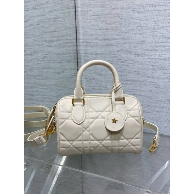 Dior Groove 20 Bag in Dusty Ivory Macrocannage Calfskin