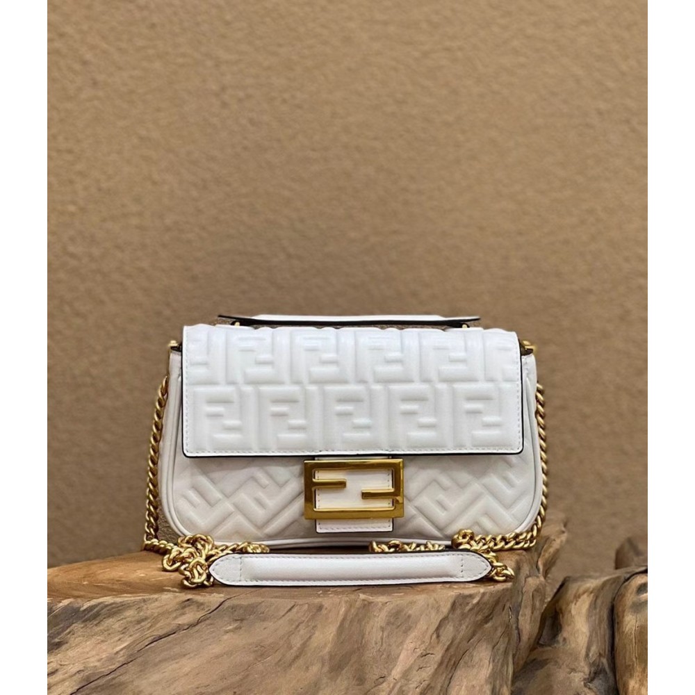 Fendi Baguette Chain Midi Bag In White Nappa Leather TDBS25603