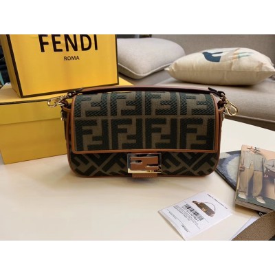 Fendi Baguette Medium Bag In Green Denim TDBS25611