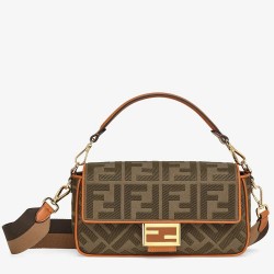 Fendi Baguette Medium Bag In Green Denim TDBS25611