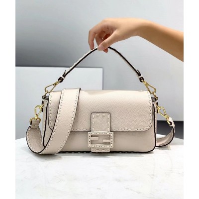 Fendi Medium Baguette Bag In White Grain Leather TDBS25631