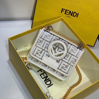 Fendi Small Kan I F Bag In White Transparent PU TDBS25758