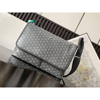 Goyard Capetien MM Messenger Bag Grey