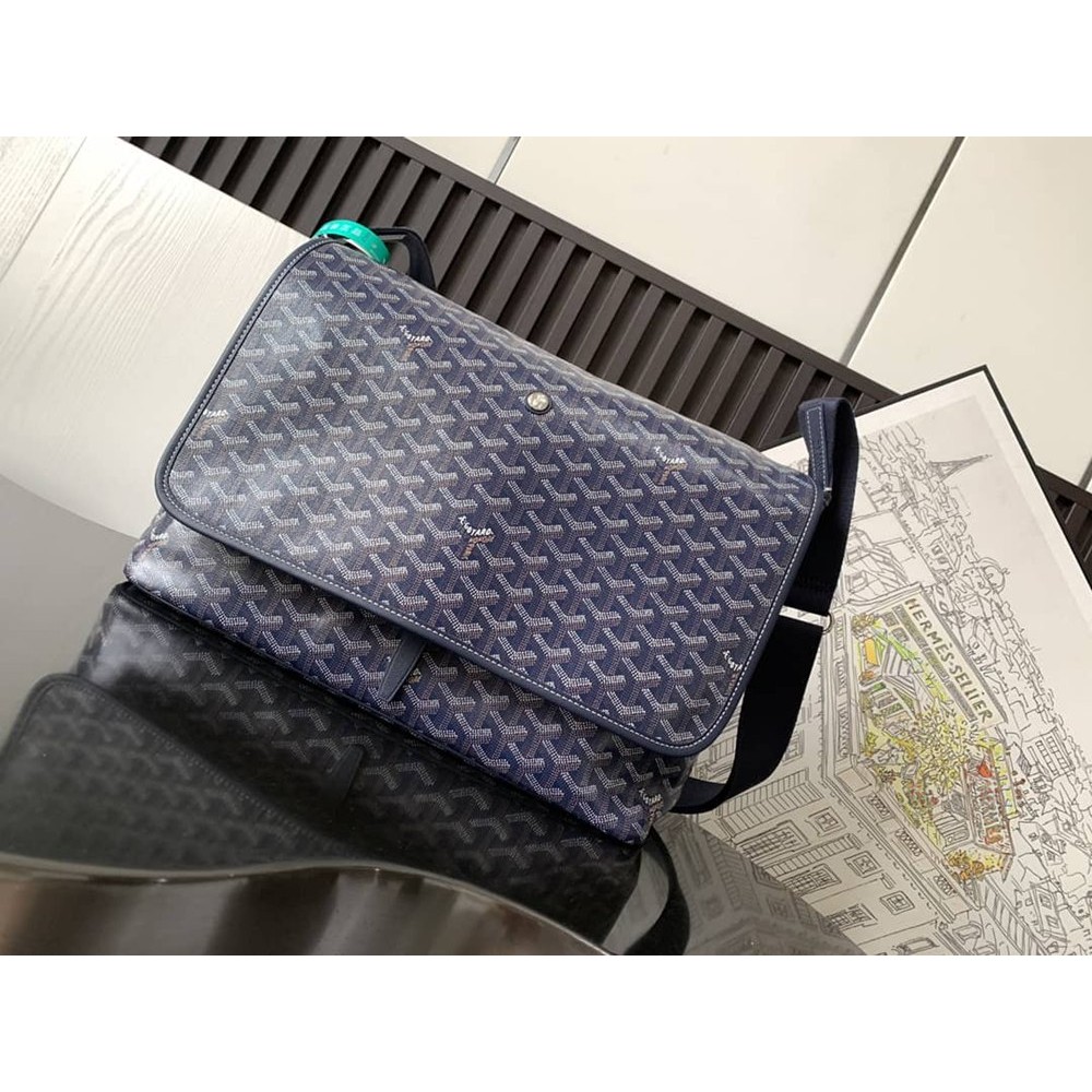 Goyard Capetien MM Messenger Navy Blue