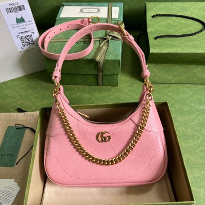 Gucci Aphrodite Small Shoulder Bag in Pink Leather