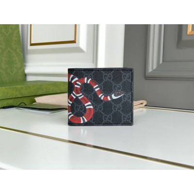 Gucci Bi-fold Wallet In Black Kingsnake Print GG Supreme Canvas