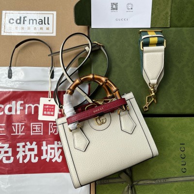 Gucci Diana Mini Tote Bag in White Calfskin