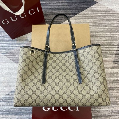 Gucci GG Emblem Medium Tote Bag in Beige GG Canvas with Black Leather