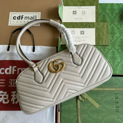 Gucci GG Marmont Medium Top-handle Bag in White Chevron Leather