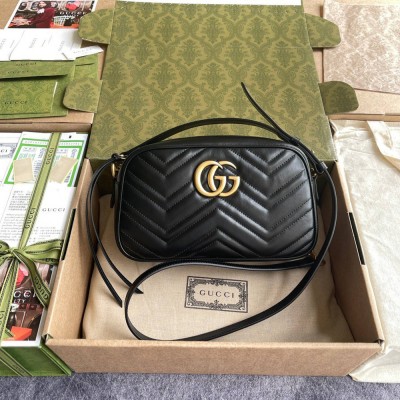 Gucci GG Marmont Small Camera Bag in Black Chevron Leather