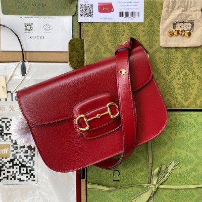 Gucci Horsebit 1955 Shoulder Bag in Red Calfskin